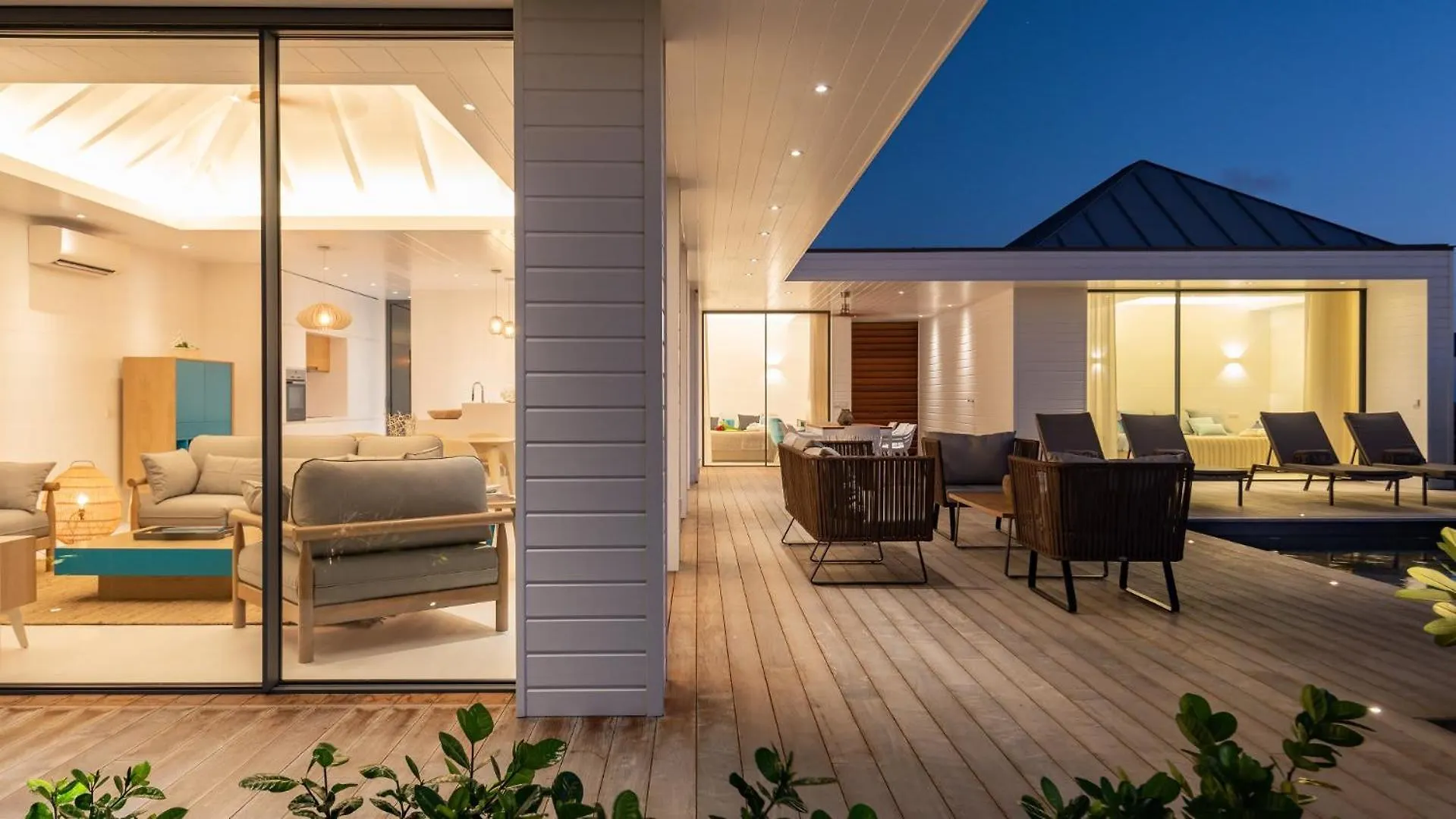 Lovely Decorated Villa with Ocean View غوستافي